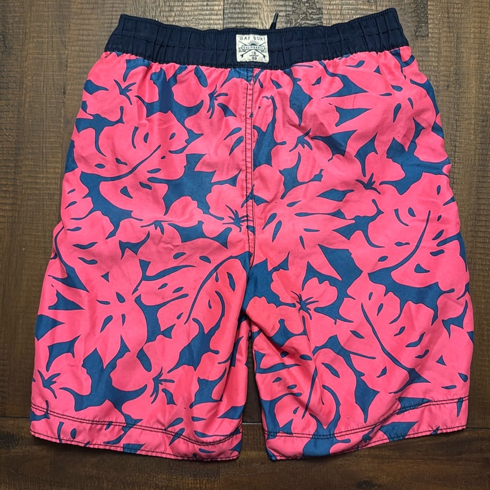 GAP boys’ Small Hibiscus flower 🌺 swim trunks - Picture 5 of 5